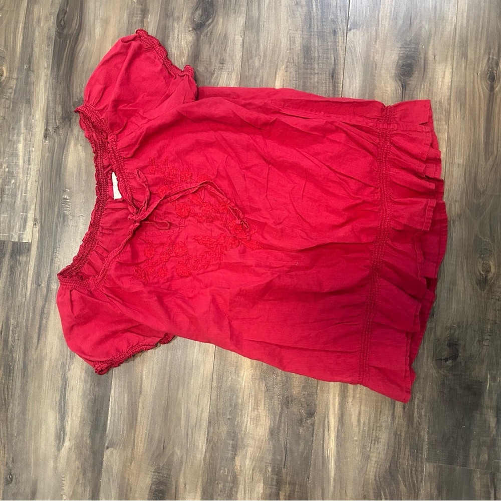 💗Red Lace Trim Blouse